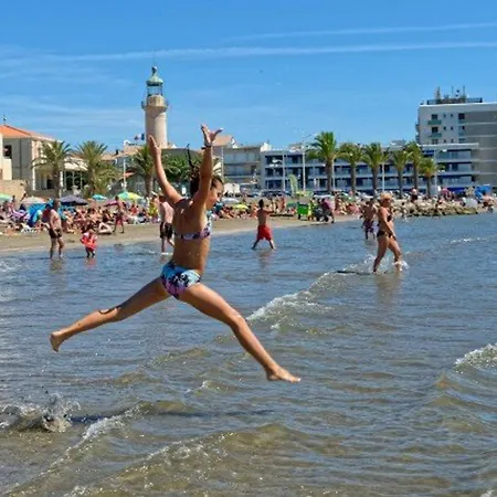 Апартаменты Avec Piscines, Parking, Proche Et Commerces - Fr-1-307-61 Ле-Гро-дю-Руа