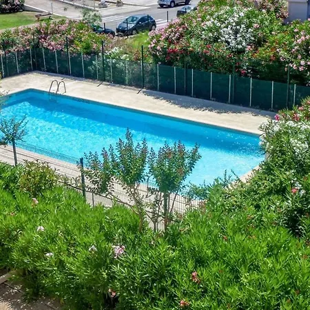 Avec Piscines, Parking, Proche Et Commerces - Fr-1-307-61 Apartman